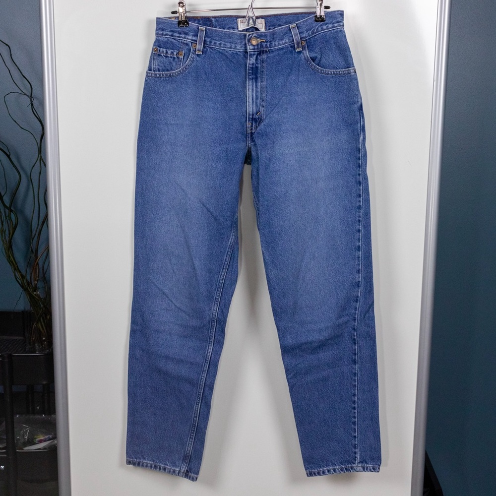Medium Wash Vintage Relaxed Fit Levi’s